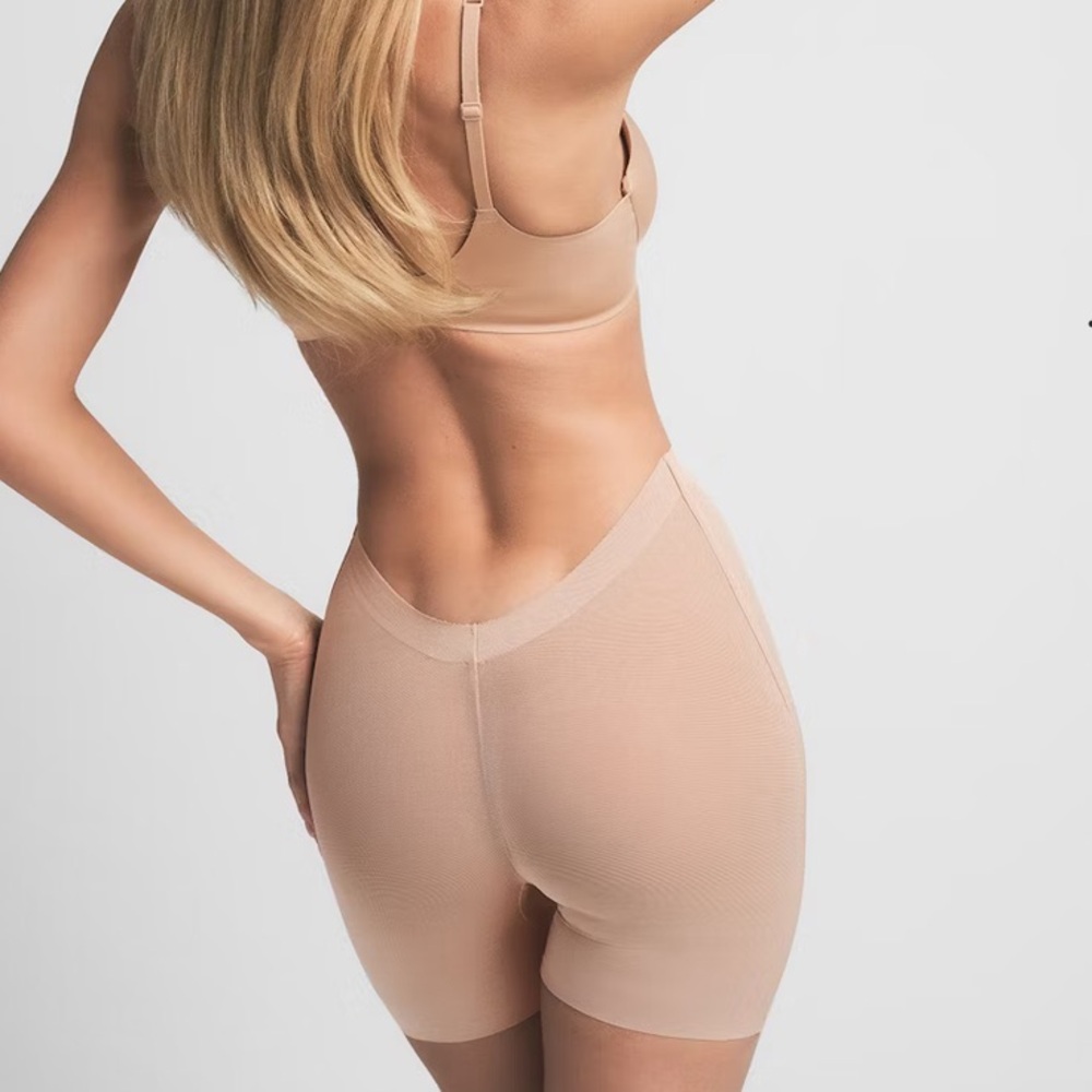 SKIMS Clay low back shapewear